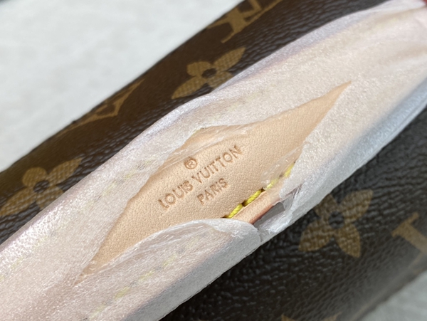 ルイヴィトンバッグ角部分ディテール